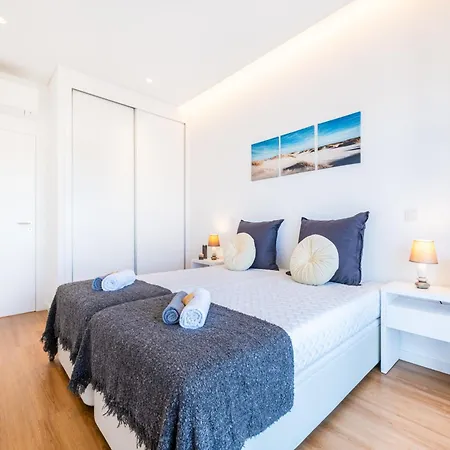 Townhouse In Albufeira With Sea Beach Tatil Evi *