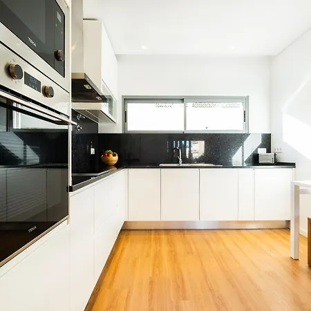 Tatil Evi Townhouse In Albufeira With Sea Beach